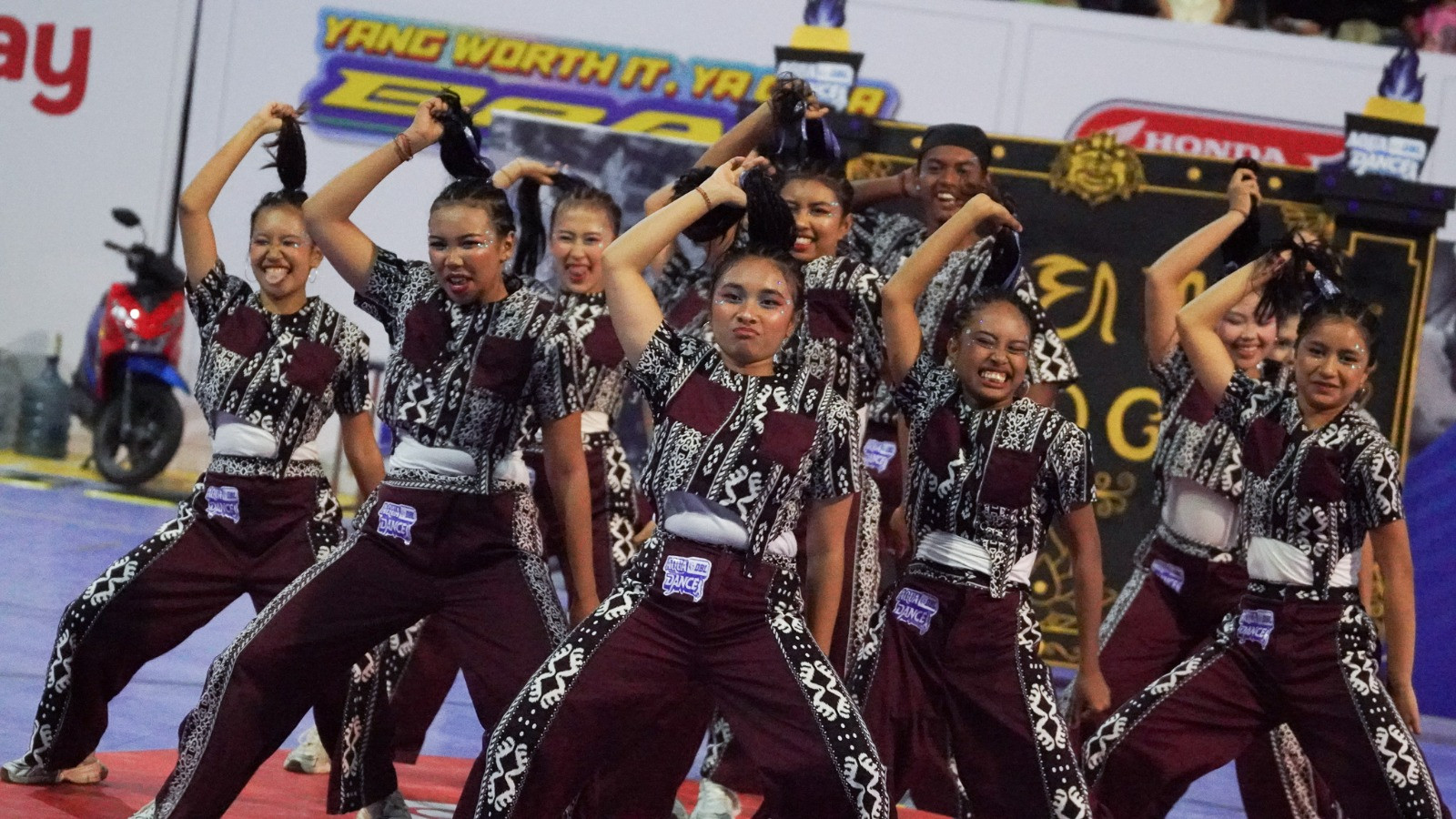 4 tim kreatif di DBL Dance