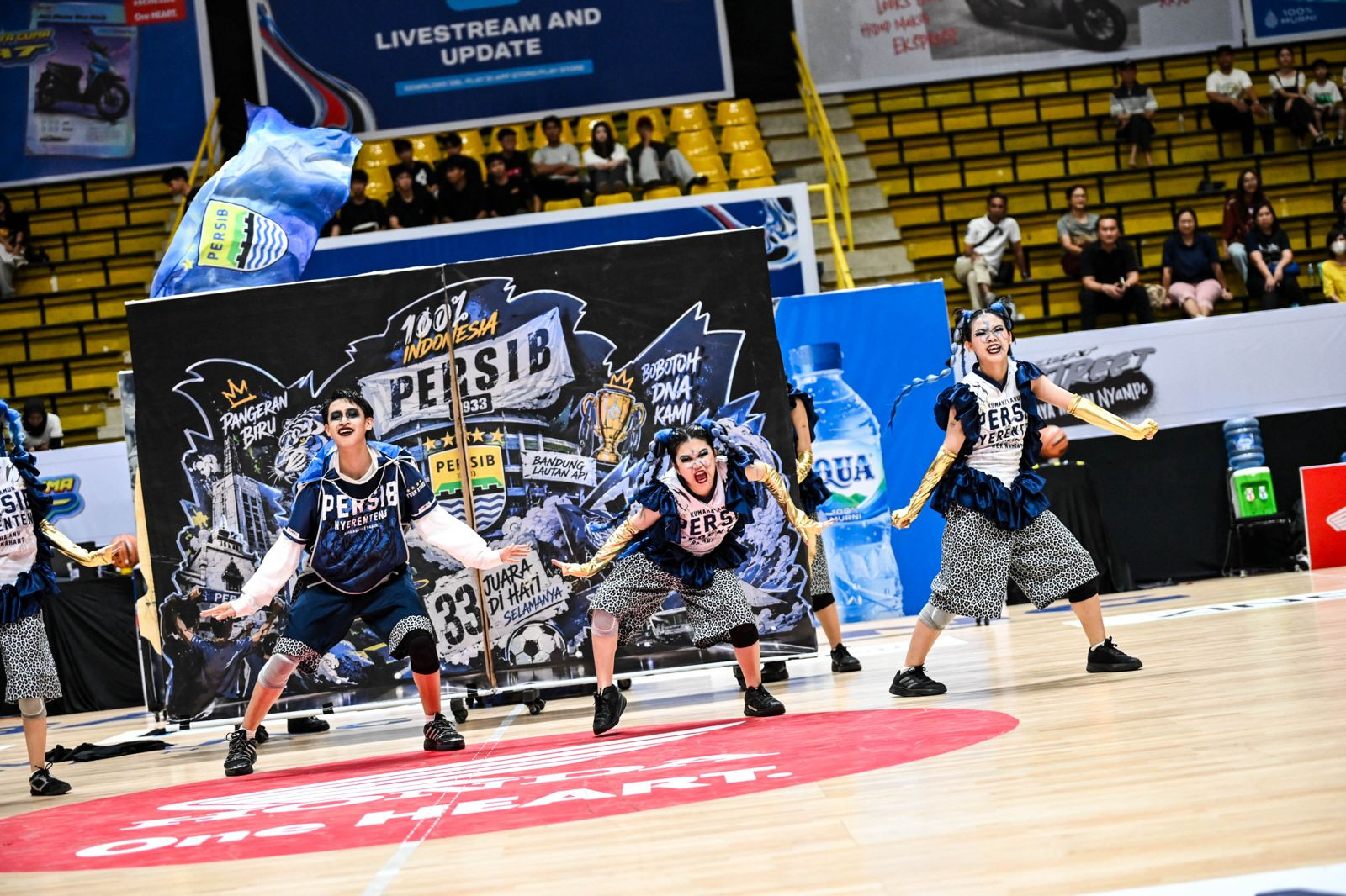 AQUA DBL Dance