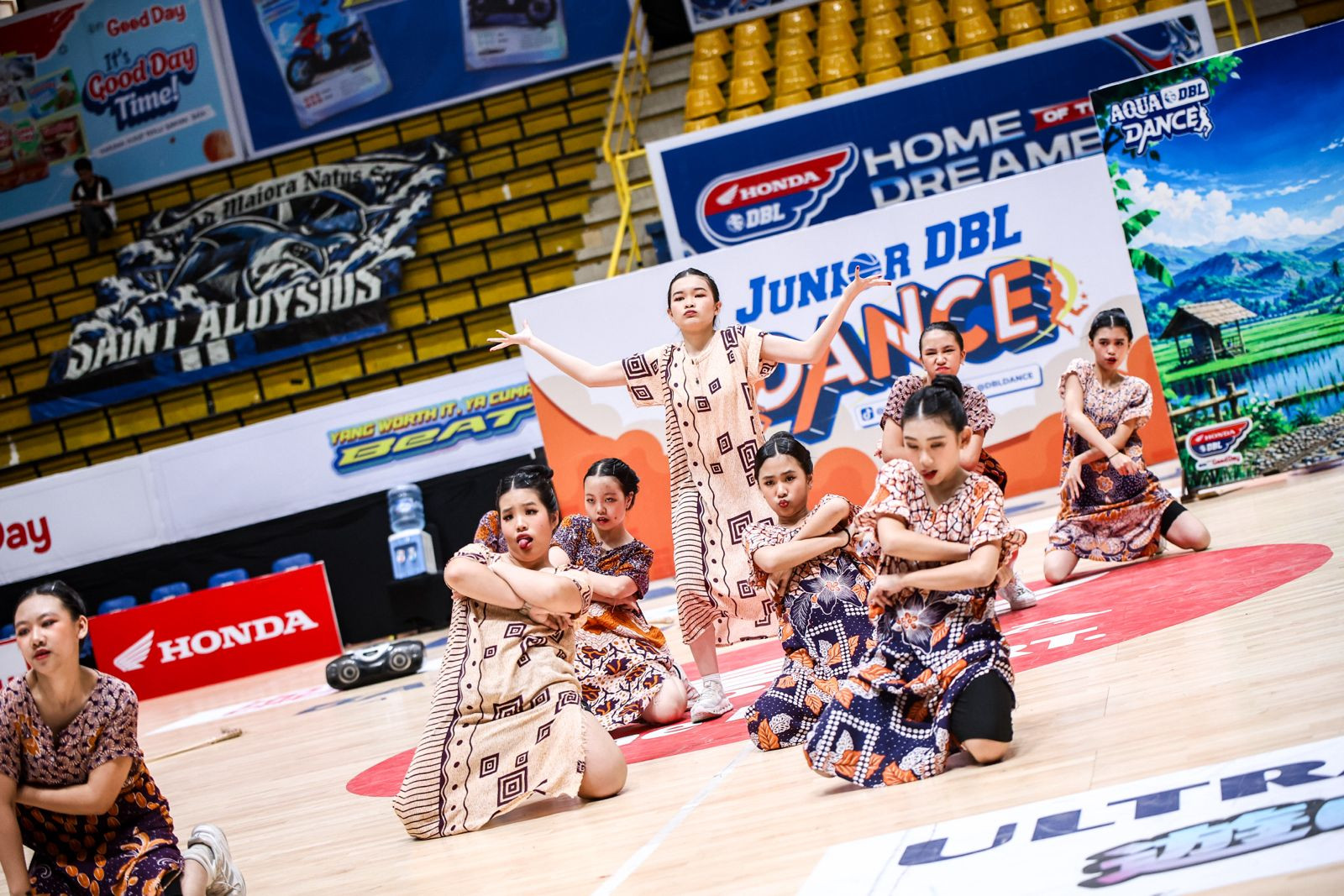 AQUA DBL Dance
