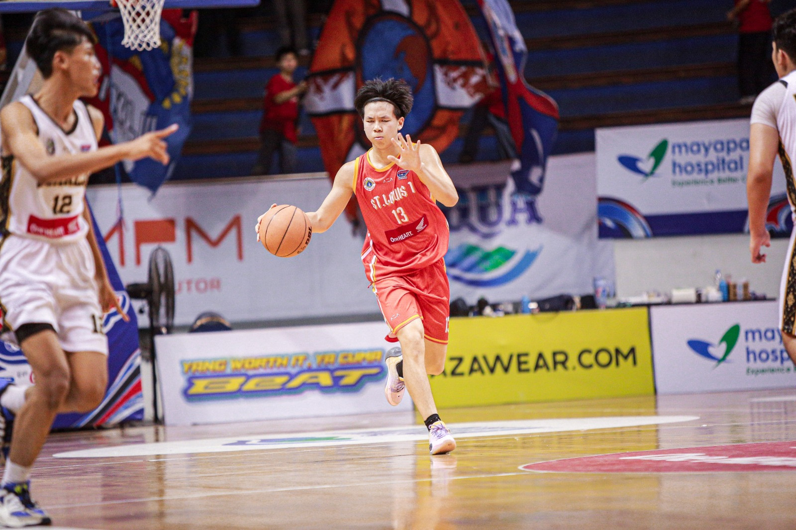Aksi Ian Angkriwan saat membela putra Sinlui di ajang Honda DBL with Kopi Good Day 2026 East Java-North