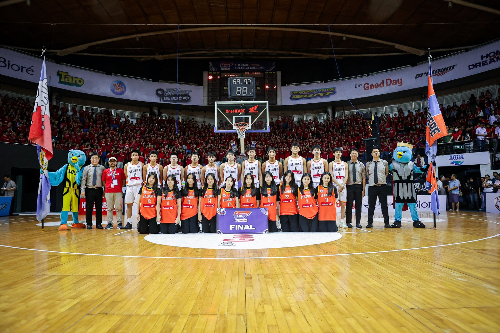 Potret putra Sinlui foto bersama usai resmi dinyatakan lolos ke babak Final Honda DBL with Kopi Good Day 2026 East Java-North