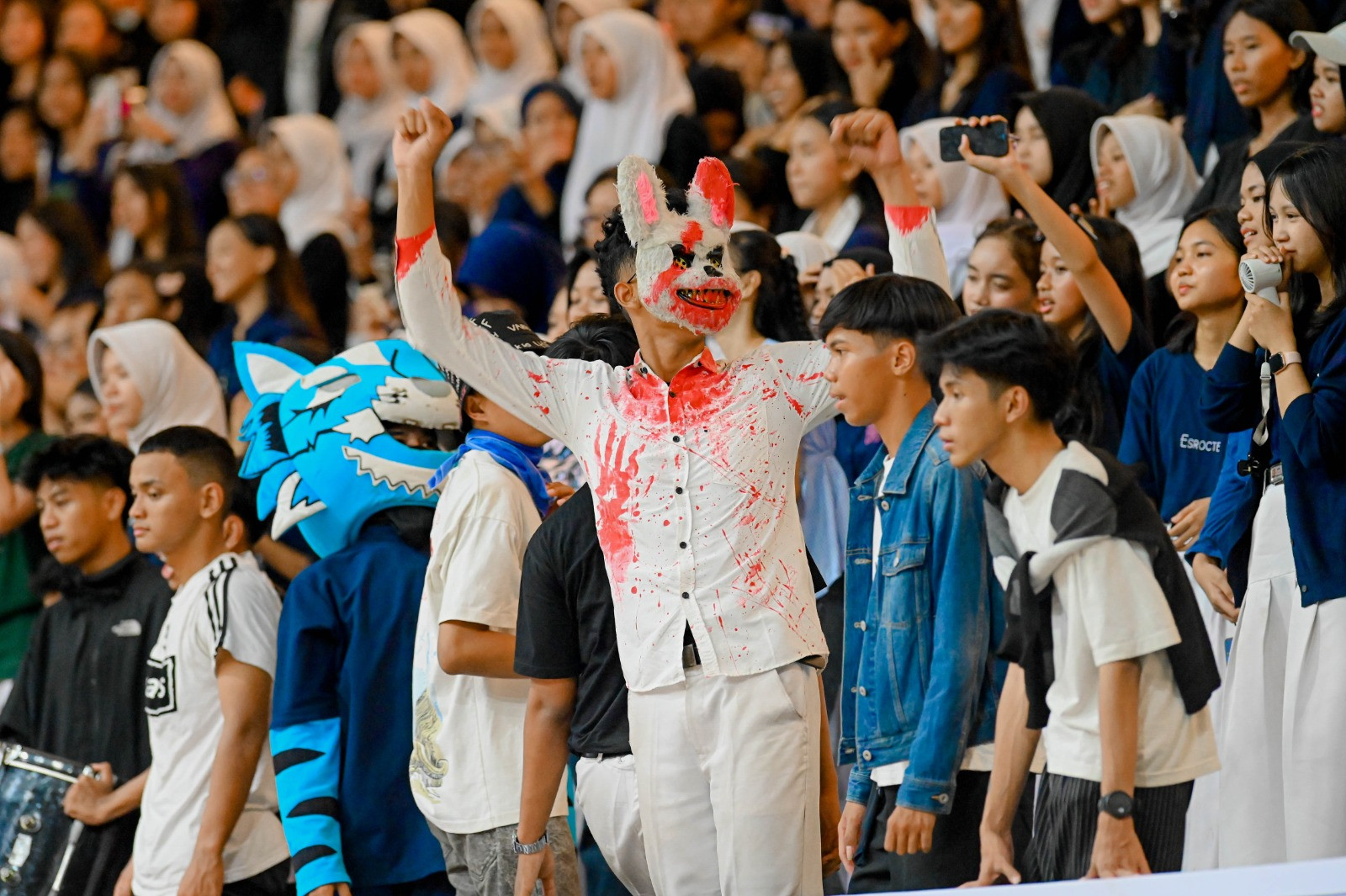 DBL-Central-Java-North-Suporter-SMAN-2-Semarang