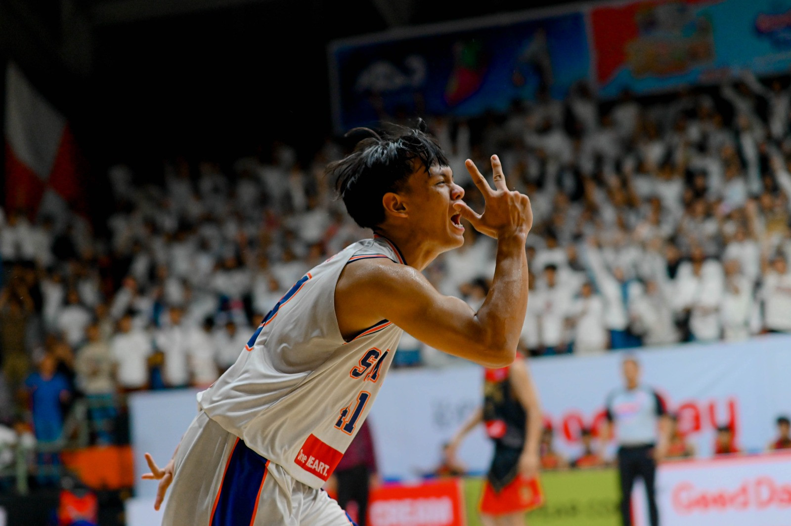 DBL Central Java-North - SMAN 04 Semarang (Rhafi Wahyudi)