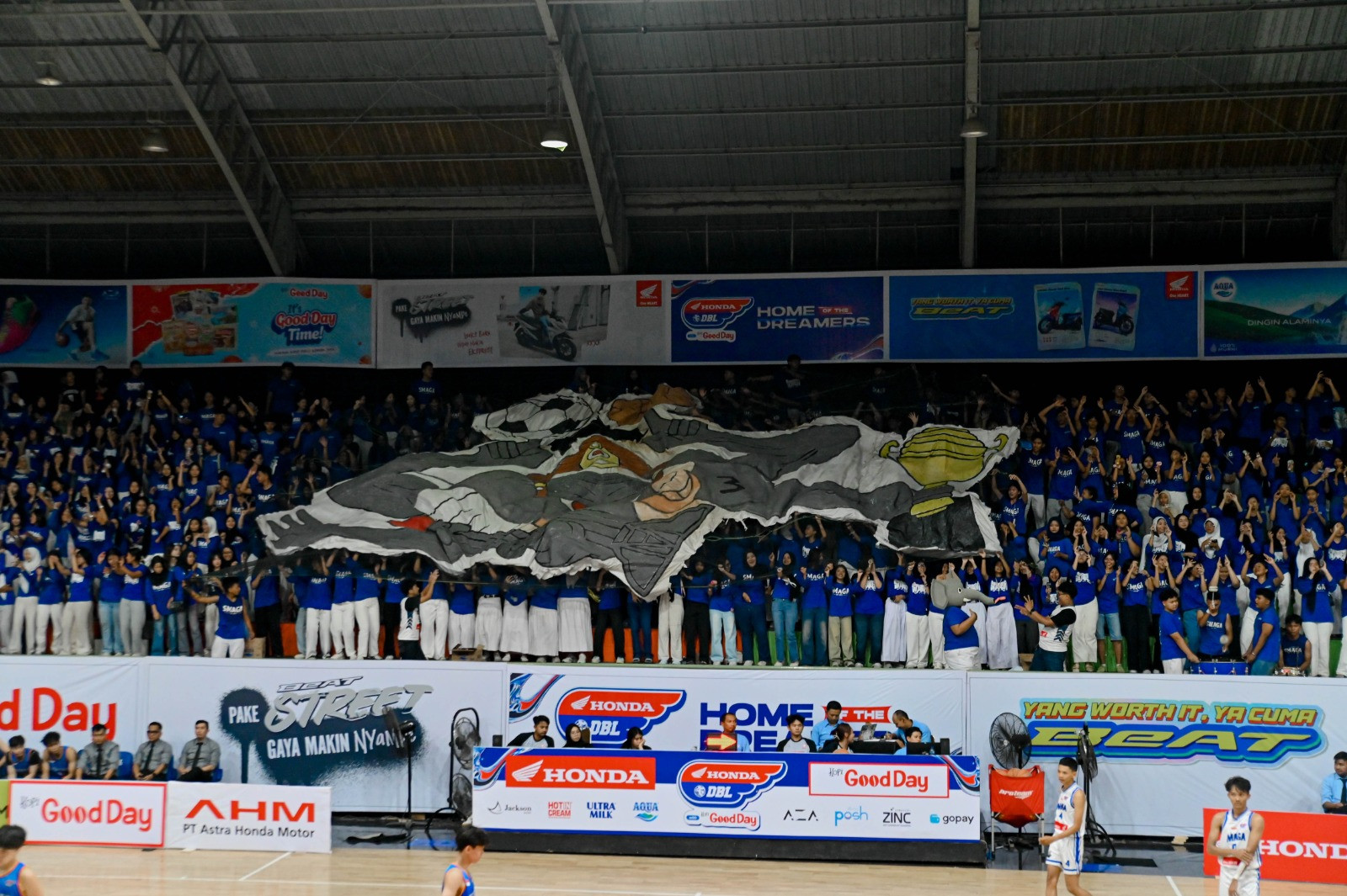 DBL-Central-Java-North-Suporter-SMAN-3-Makassar