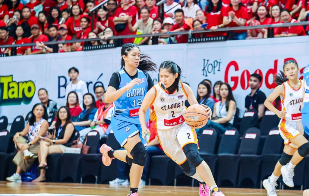Aksi Richelle Evelyn Widjaja, pemain Sinlui bernomor jersey 2, di Final Party Honda DBL with Kopi Good Day 2026 East Java-North saat melawan SMA Gloria 1 Surabaya