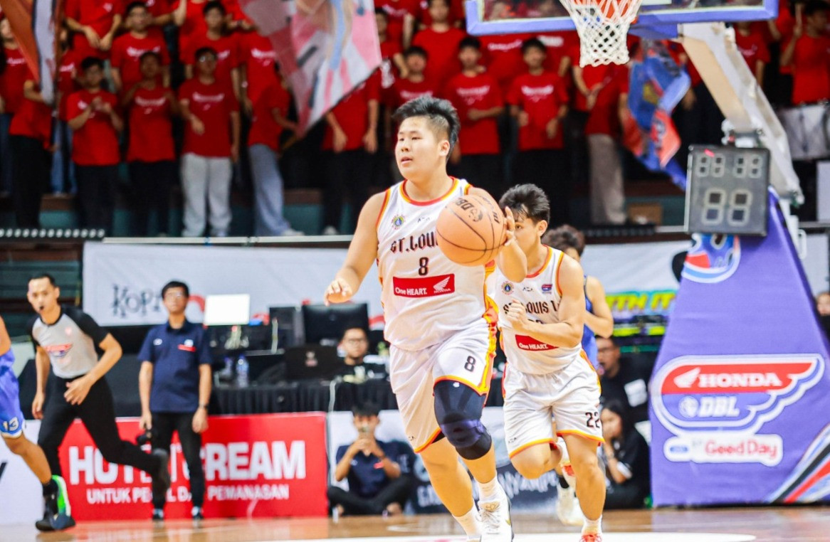Aksi Justins di Final Party Honda DBL with Kopi Good Day 2026 East Java-North