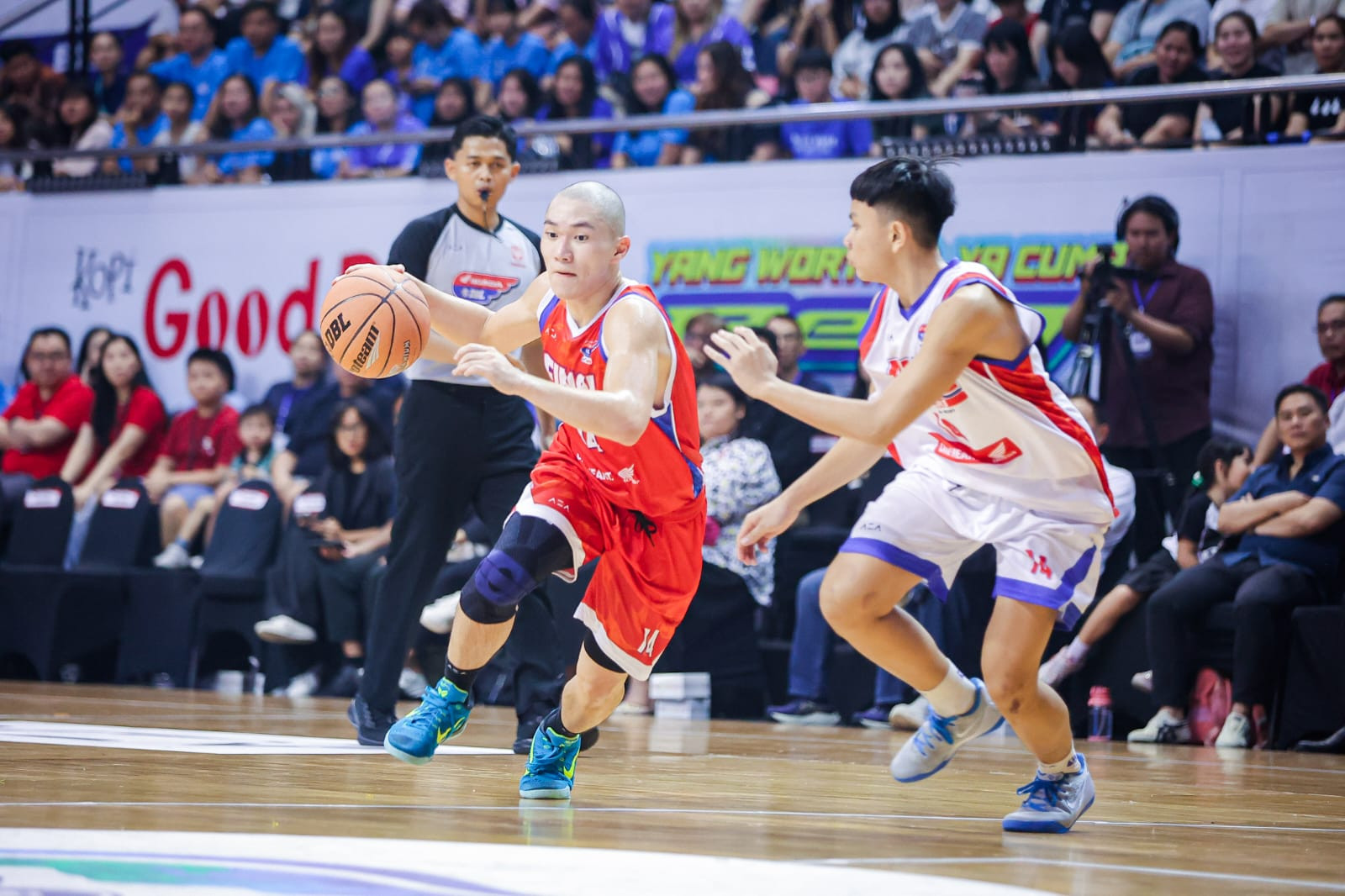Aksi Sinclaire di Final Party Honda DBL with Kopi Good Day 2026 East Java