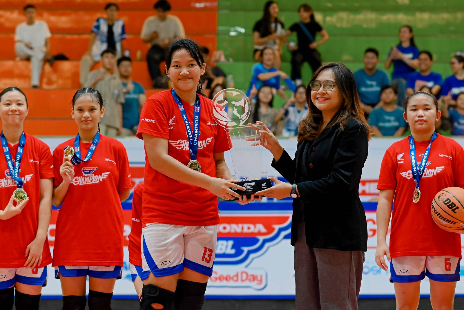 DBL-Central-Java-SMA-Tritunggal-Semarang-(CHAMPION)-
